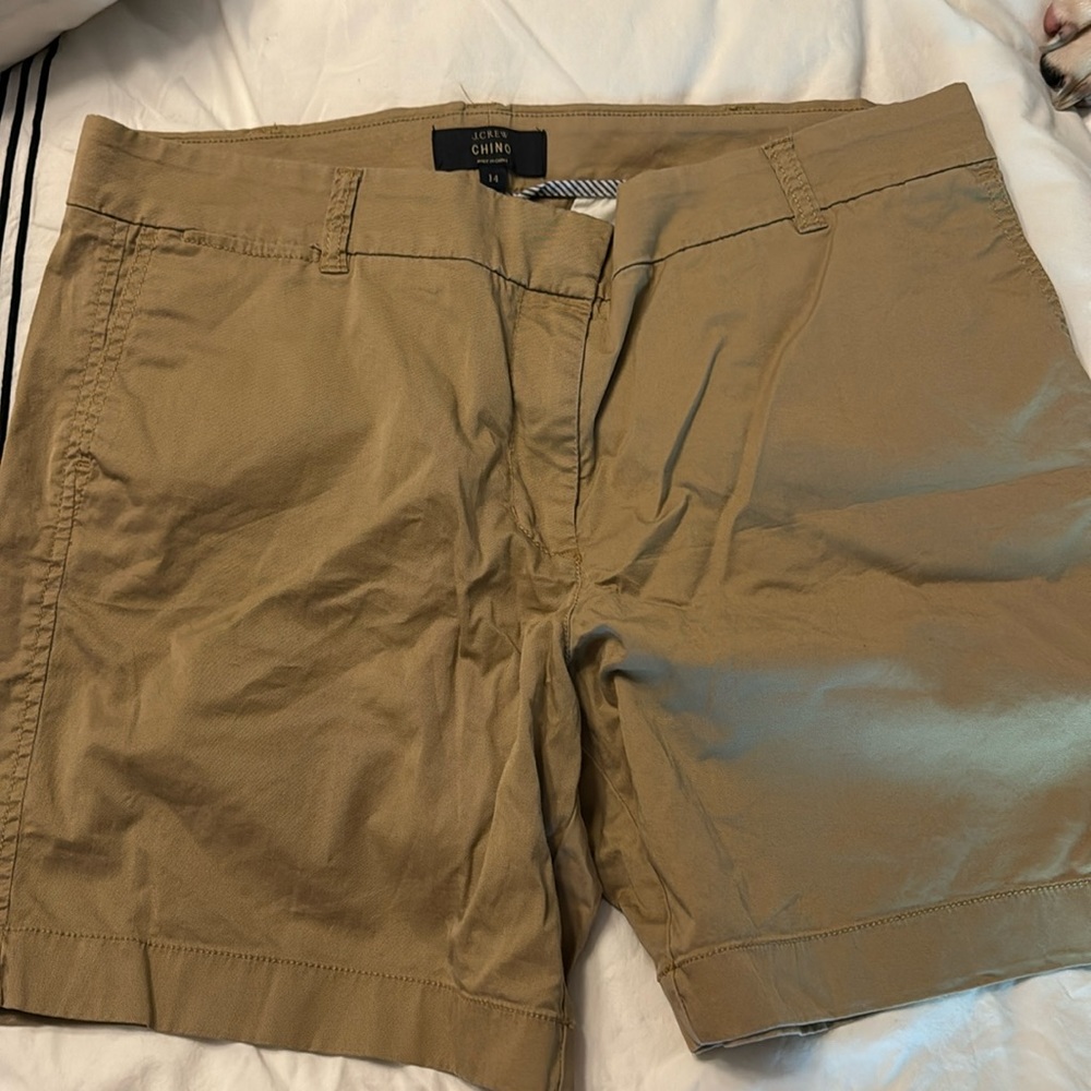 EUC J. Crew tan chino shorts with 5” inseam